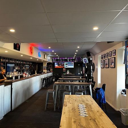 The Anglers Inn Воллару Екстер'єр фото